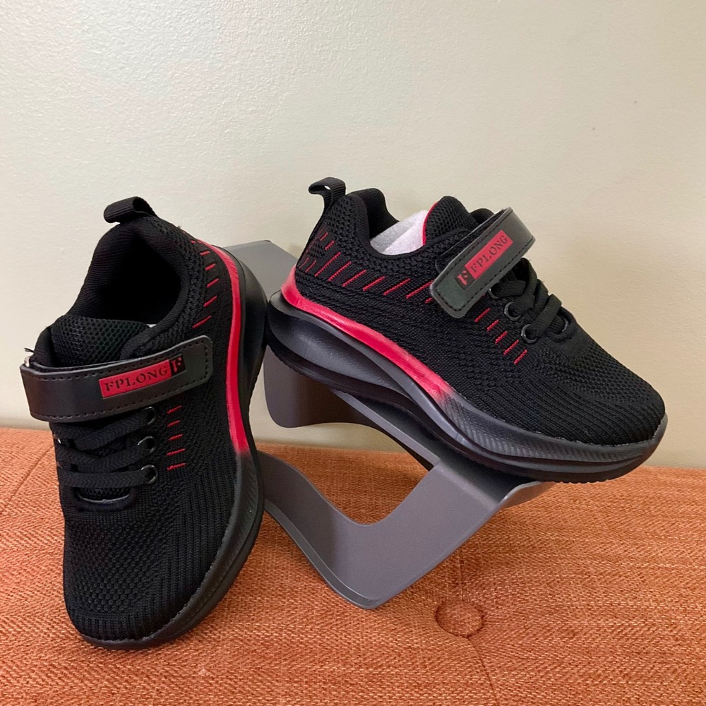 NWOT Kids Mesh Athletic Sneakers Black Red Hook & Loop Shoes Size‎ 29 Unisex